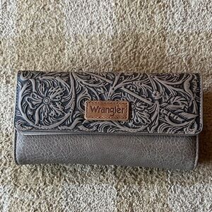 Wrangler Embossed Floral Tan Wallet